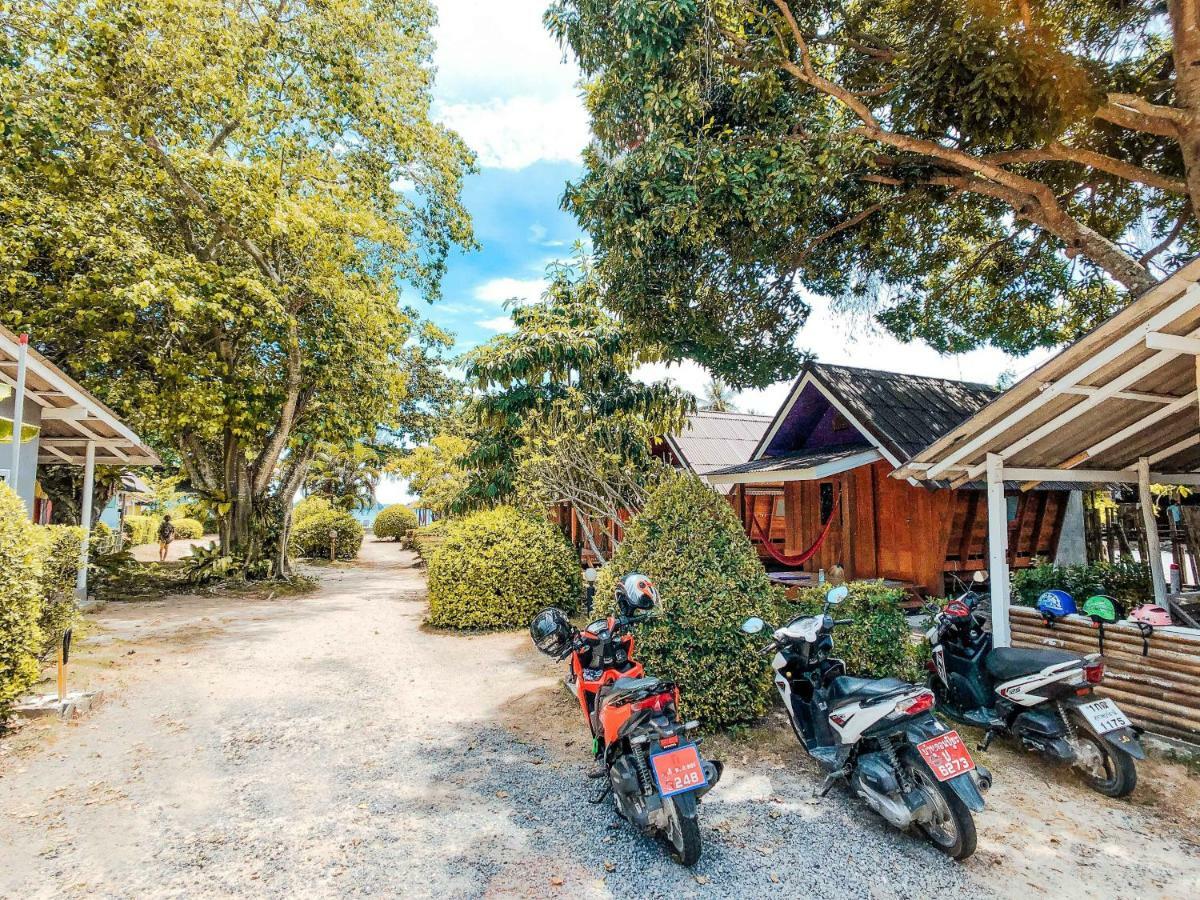 Hotel Colorful Hut Ko Pha Ngan Exterior foto